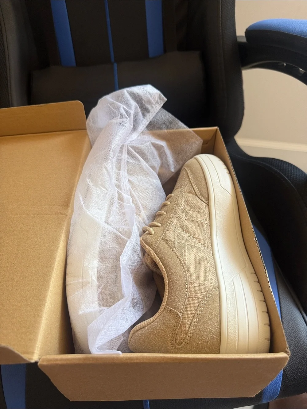 Men's Casual Low-Top Sneakers in Light Tan - Modern Everyday Style